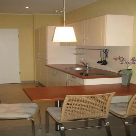 Mirow, Apartment *